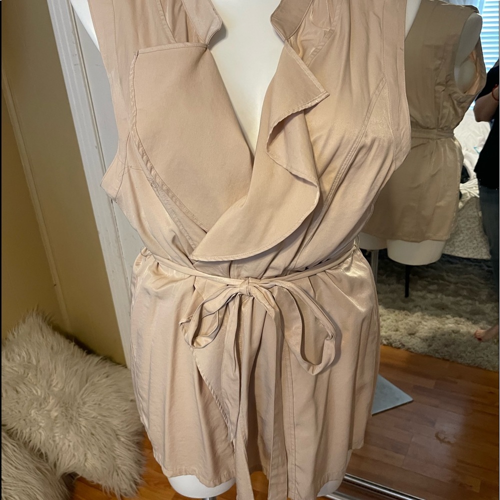 Sleeveless Vest size 3x